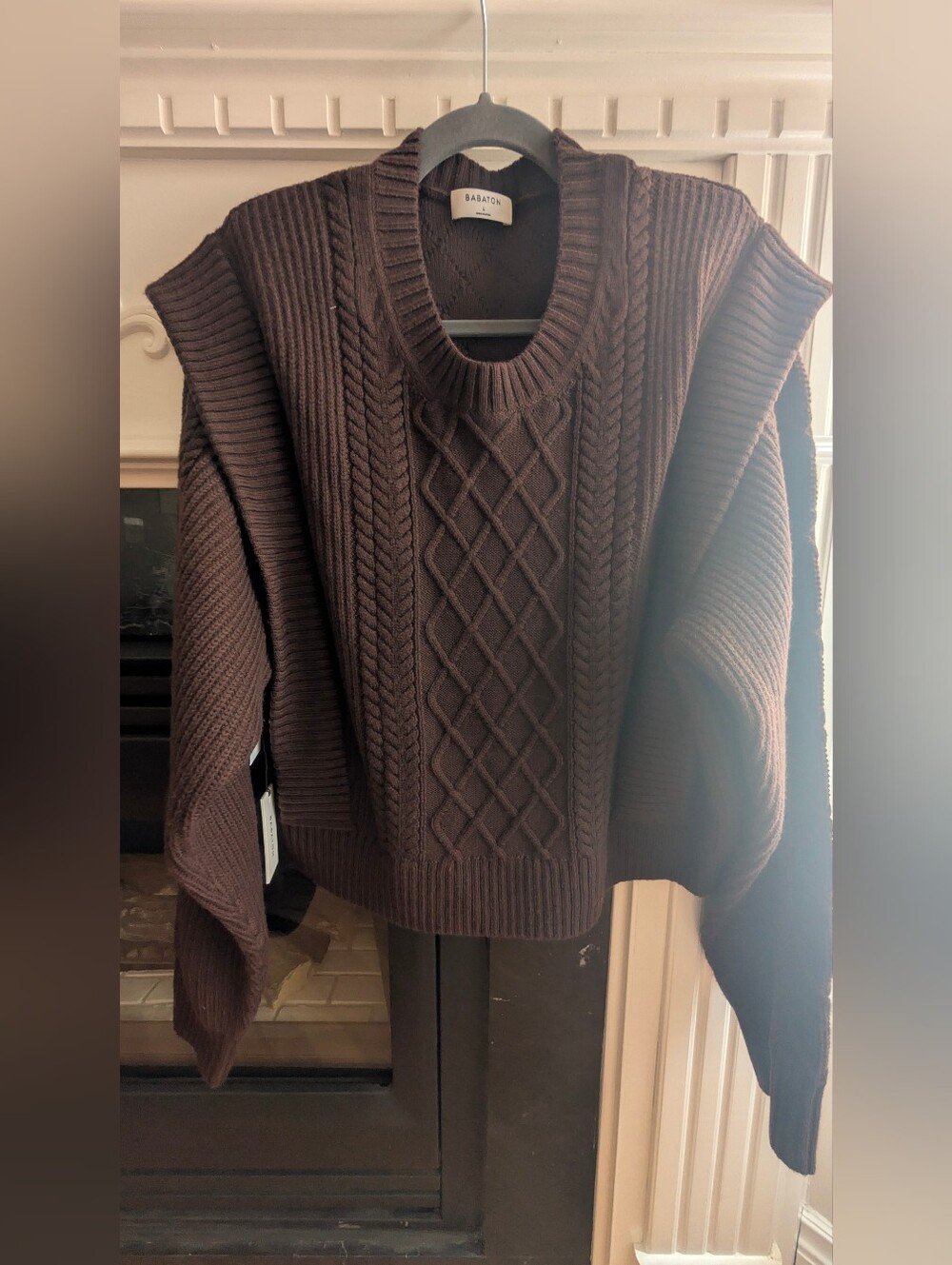 Cable-Knit Cropped Sweater in Brown - Picture 6 of 6